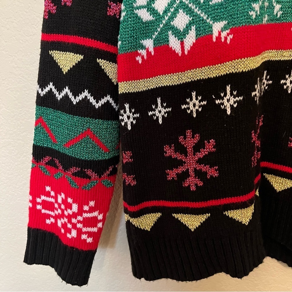 Holiday Time Festive Christmas Shimmery Sweater Size Medium 8-10 - Picture 3 of 12